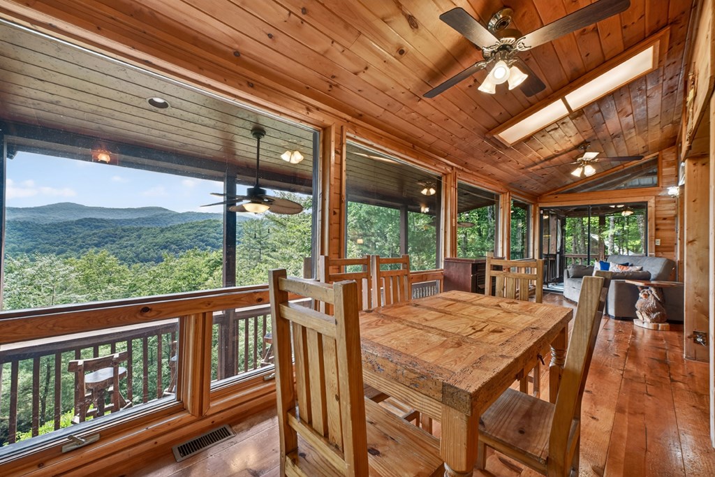 277 Hickory Nut Trail Property Photo 8