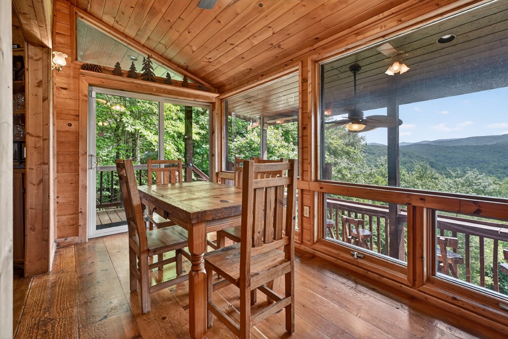 277 Hickory Nut Trail Property Photo 18
