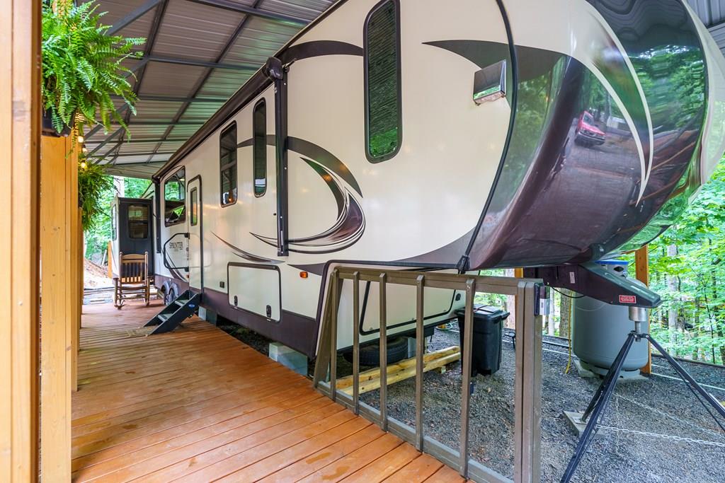 368 17th Street Property Photo 1