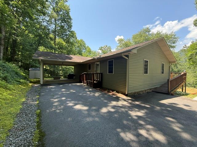 3318 Old Hwy 64e Property Photo 4