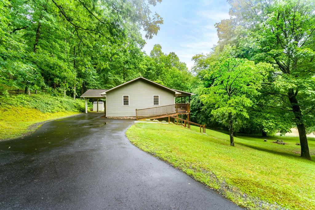 3318 Old Hwy 64e Property Photo 28