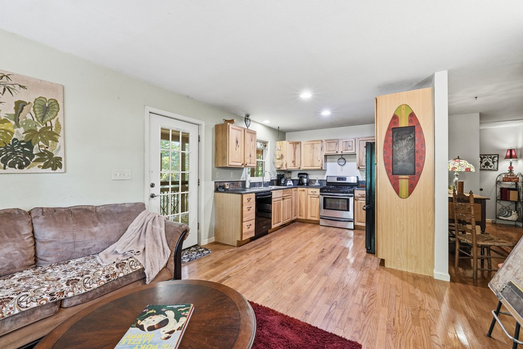 200 Artist Way Property Photo 11