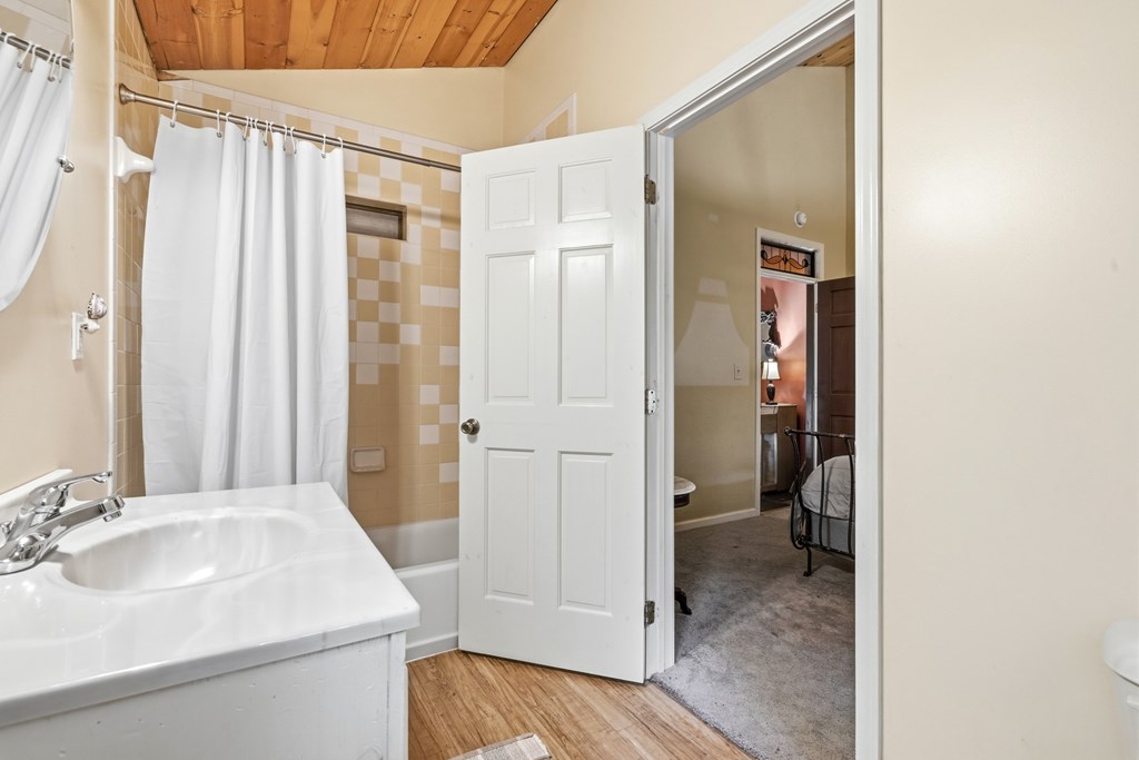 200 Artist Way Property Photo 16