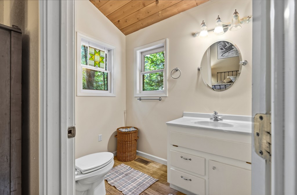 200 Artist Way Property Photo 17