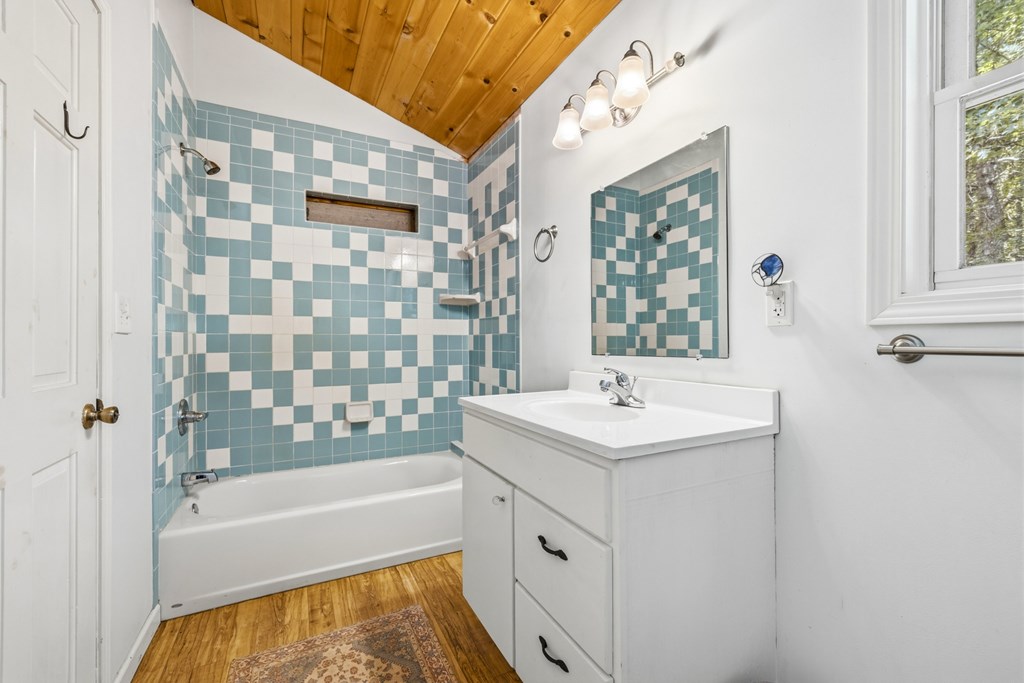 200 Artist Way Property Photo 21