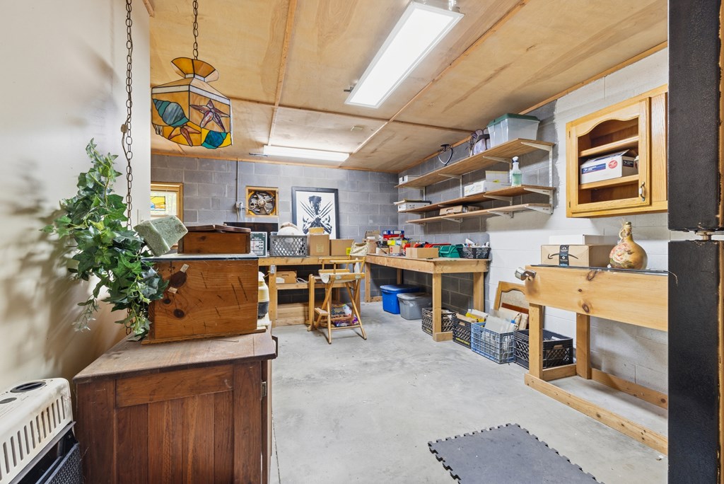 200 Artist Way Property Photo 35