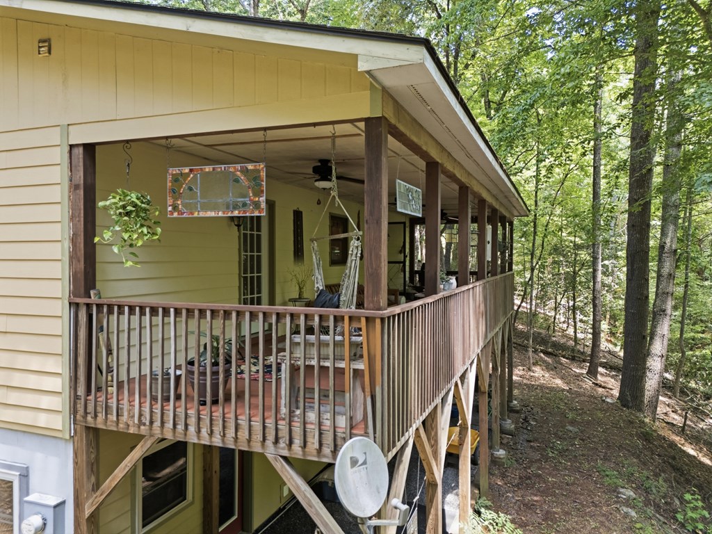 200 Artist Way Property Photo 39