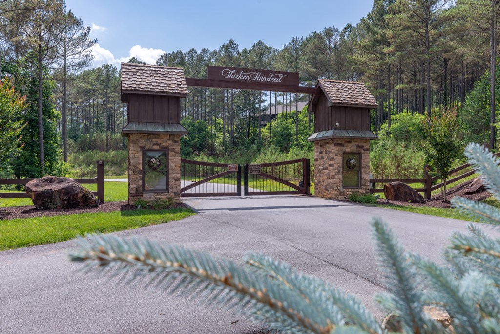 Lot 48 Thirteen Hundred Property Photo 17