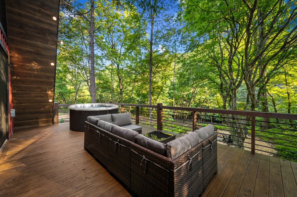 60 Magnolia Trail Property Photo 6