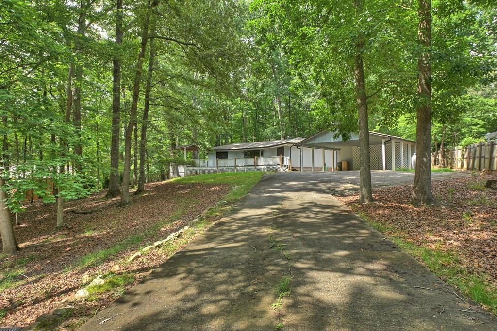 1076 Riverview Drive Property Photo 1