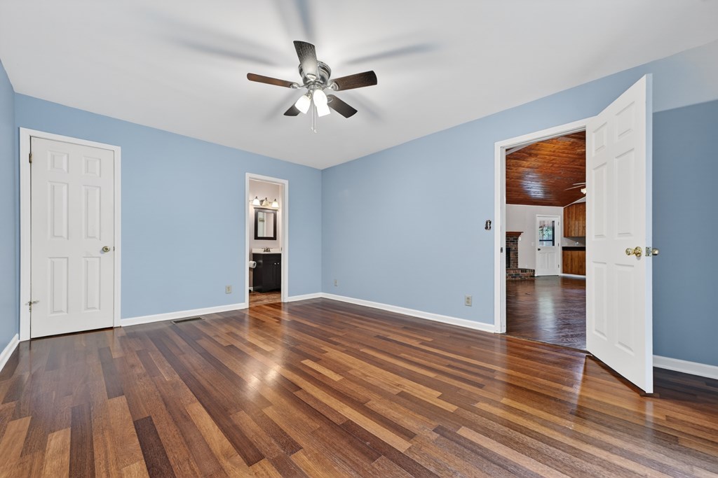 1076 Riverview Drive Property Photo 19