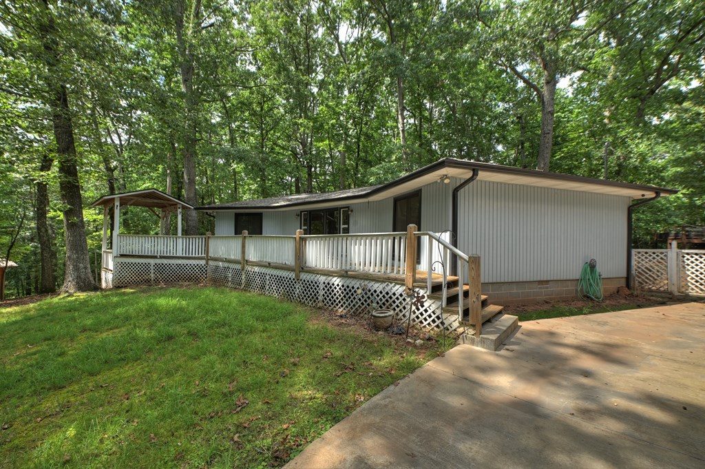 1076 Riverview Drive Property Photo 29