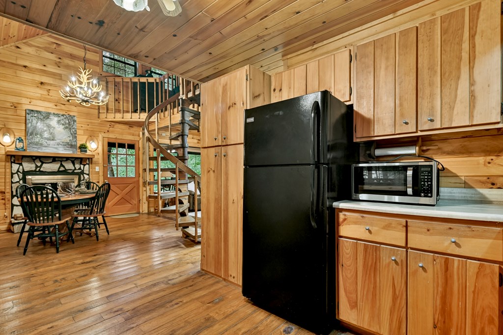 415 Walnut Mountain Road Property Photo 20