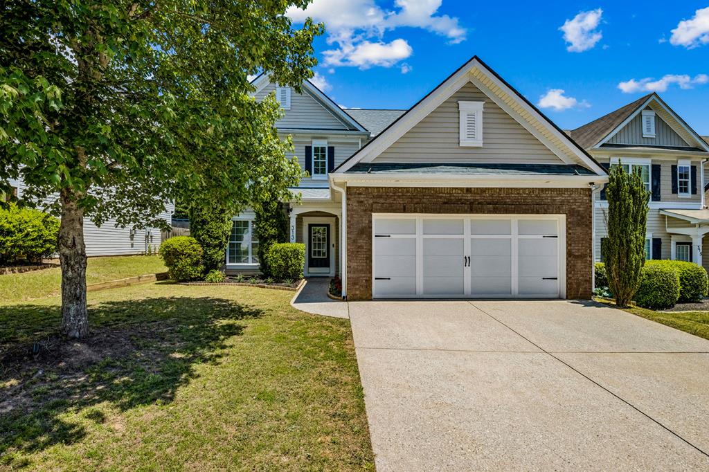 313 Woodland Pass Property Photo 1