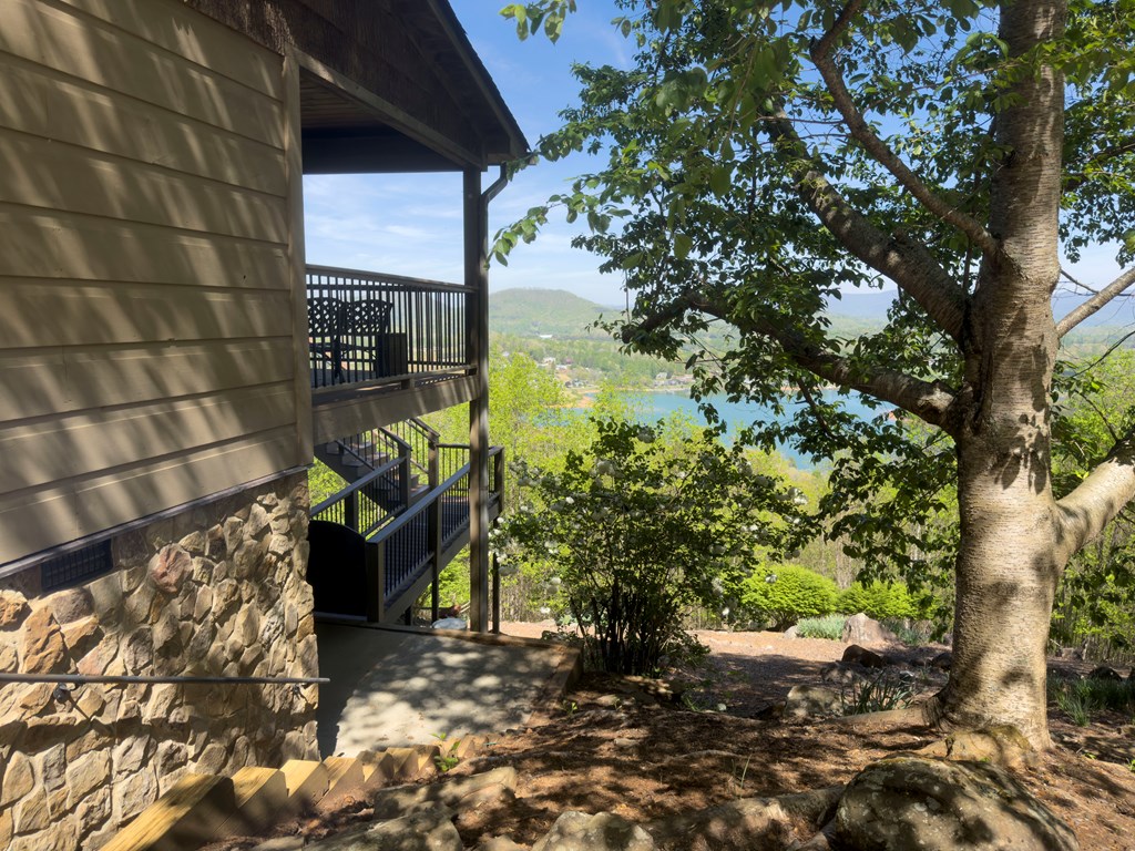 928 Kirkland Drive Property Photo 4
