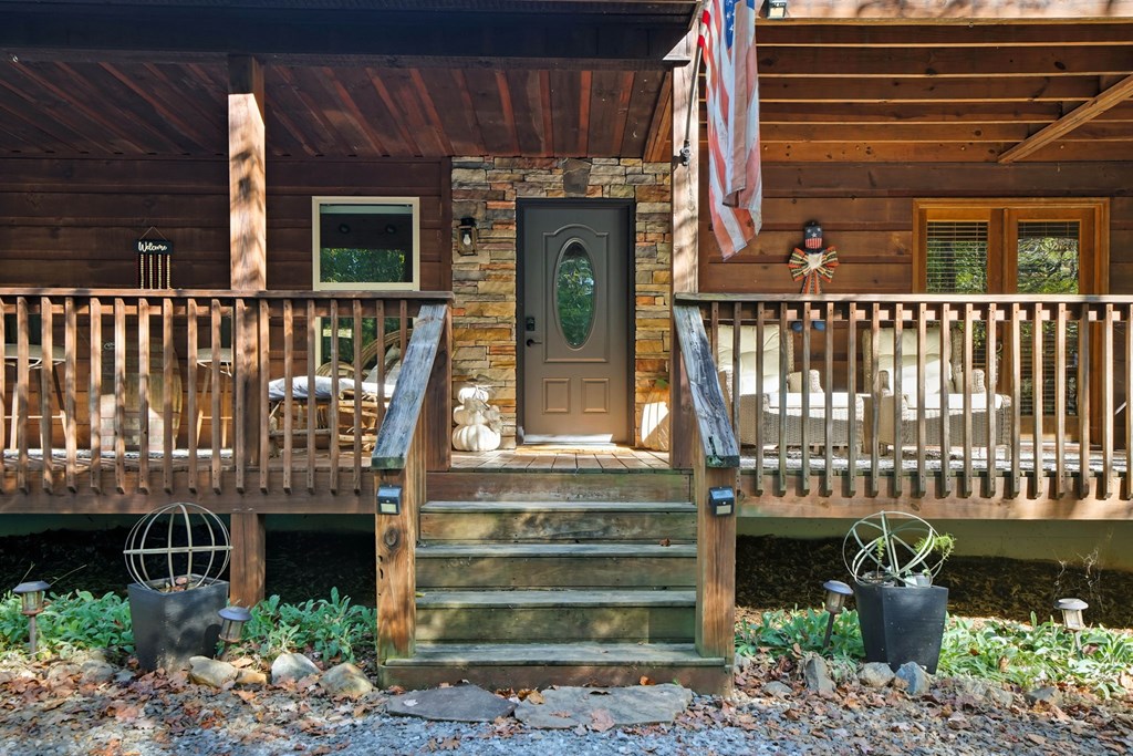 441 Carlisle Drive Property Photo 3