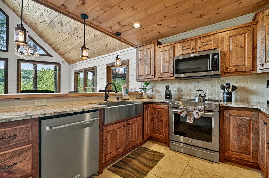 255 Indian Ridge Road Property Photo 14