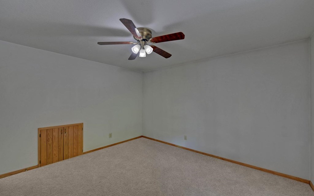 215 Black Bear Ridge Road Property Photo 17