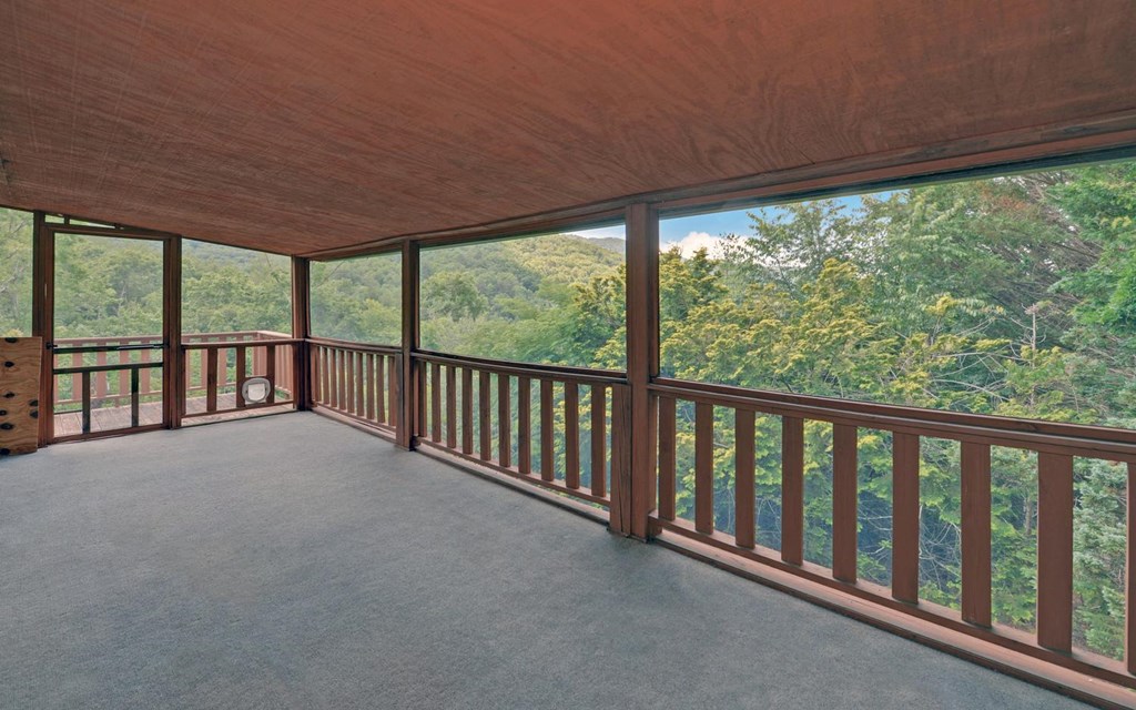 215 Black Bear Ridge Road Property Photo 23