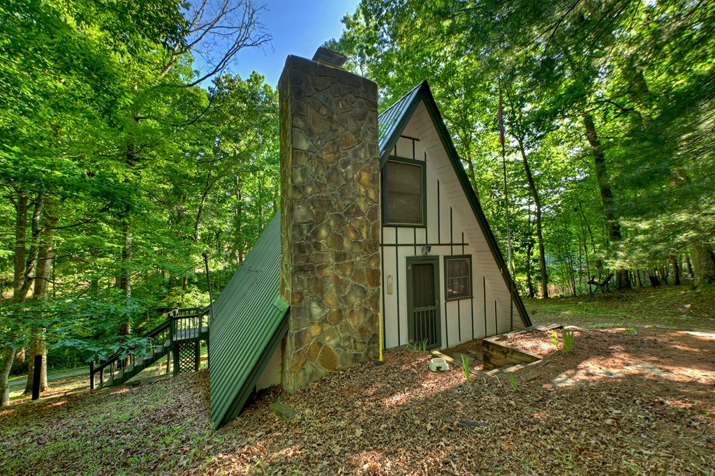 32 Lake Front Property Photo 4