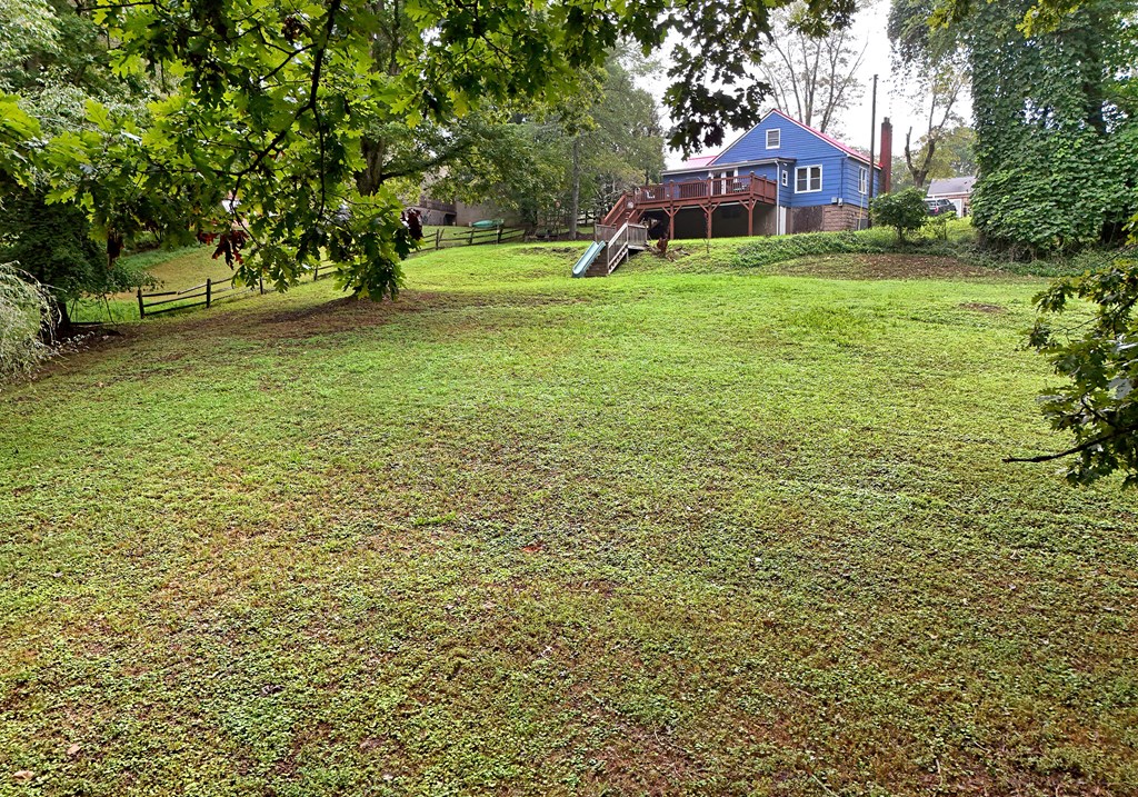 742 Hillcrest Drive Property Photo 22