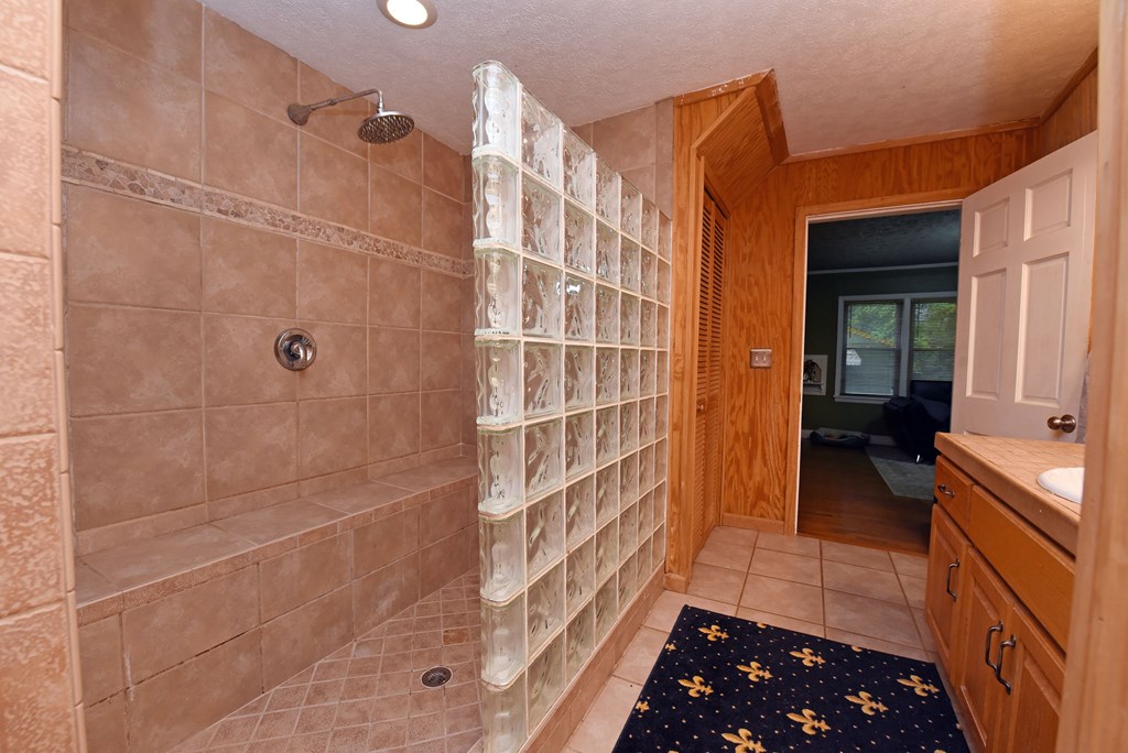 742 Hillcrest Drive Property Photo 37