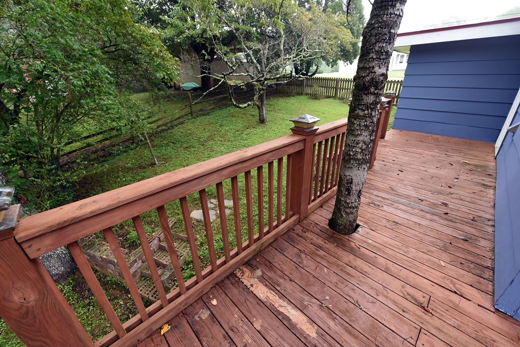 742 Hillcrest Drive Property Photo 45