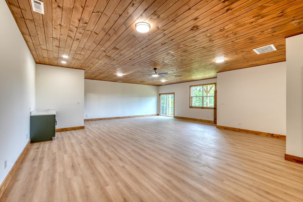 140 Short Oak Run Property Photo 54
