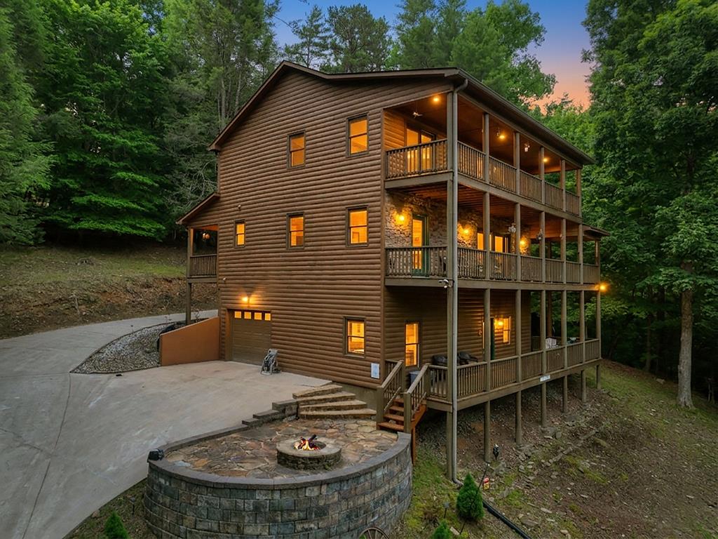 603 Ashley Drive Property Photo 1