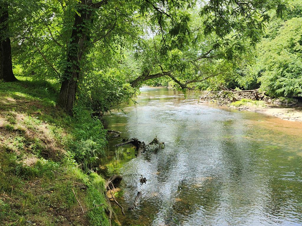 N/A Rivers Edge Drive Property Photo 1