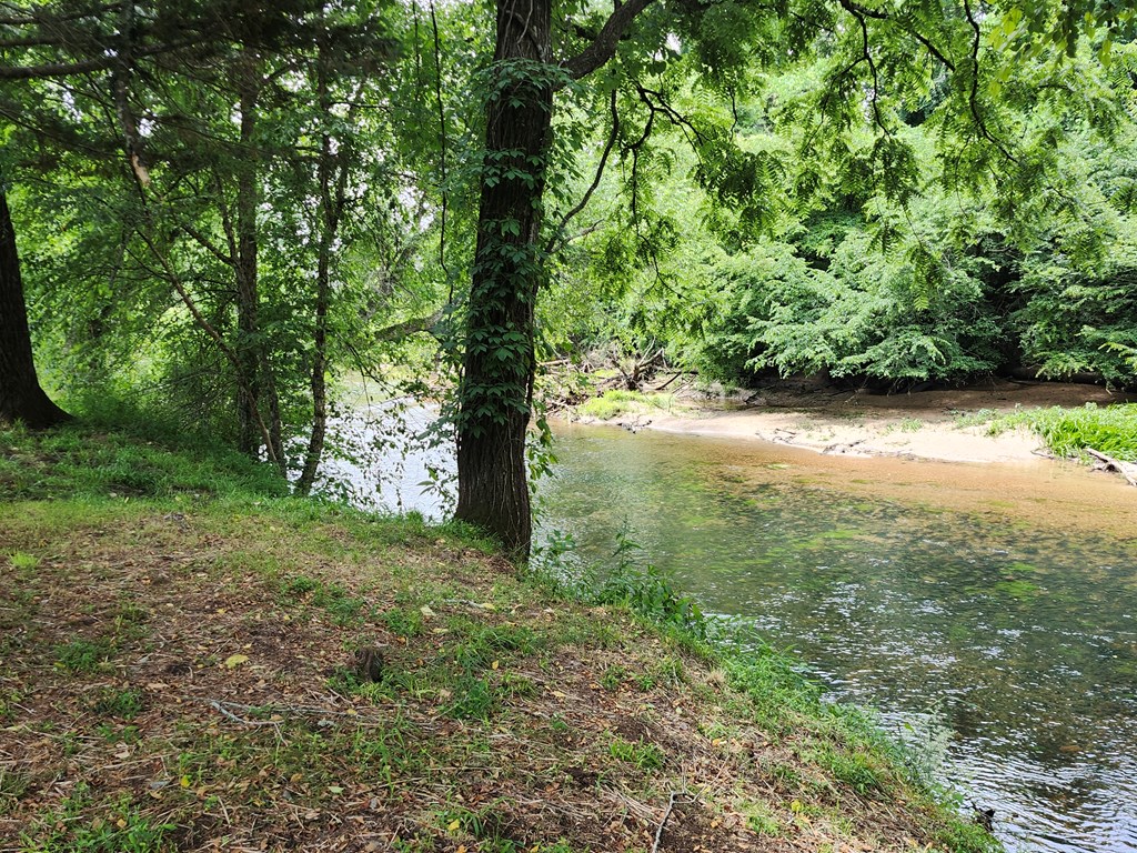 N/a Rivers Edge Drive Property Photo 7