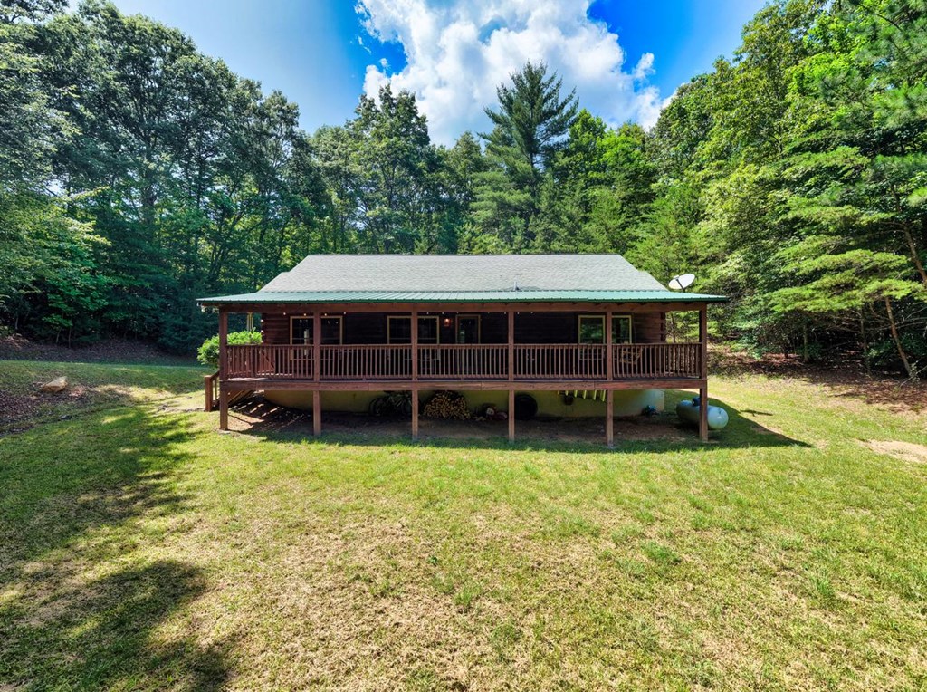 21 Ashley Trail Property Photo 5