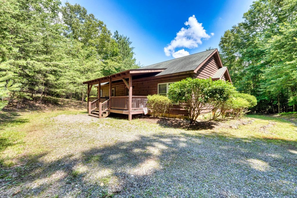 21 Ashley Trail Property Photo 10