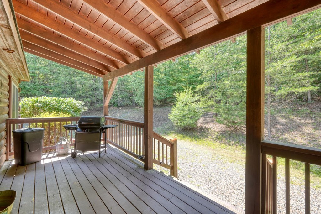 21 Ashley Trail Property Photo 12