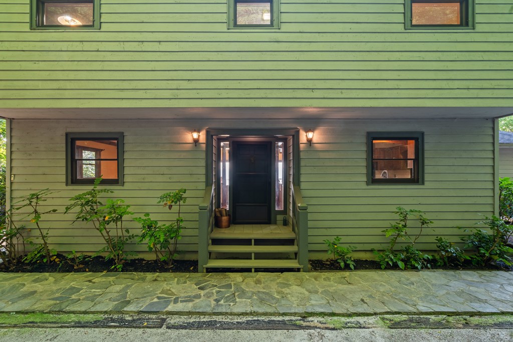 614 Charmont Drive Property Photo 14