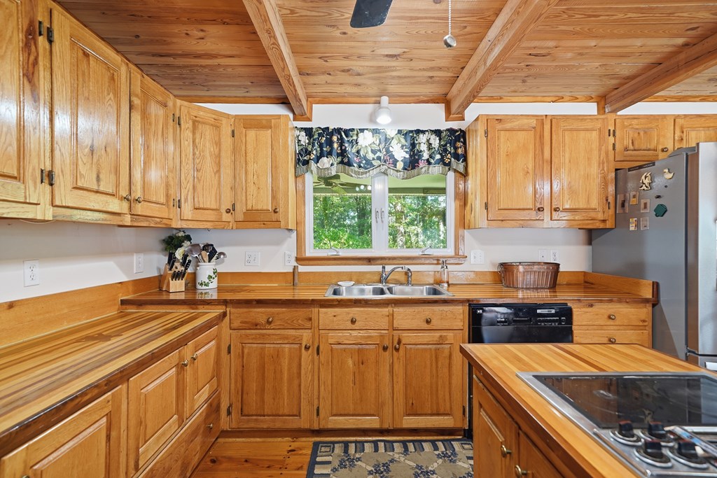 955 Lower Tails Creek Road Property Photo 19