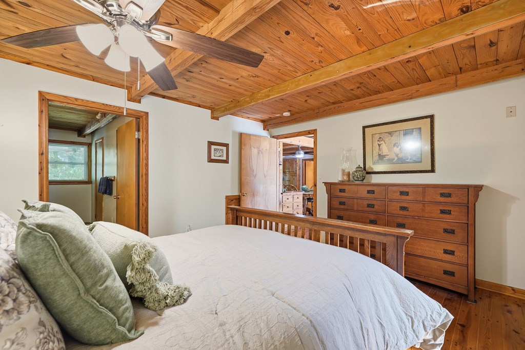 955 Lower Tails Creek Road Property Photo 32