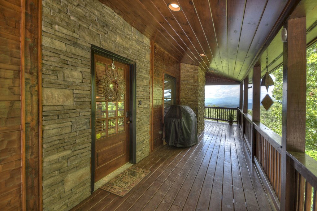 1404 Mountain High Drive Property Photo 6