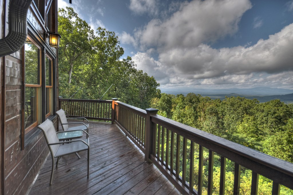 1404 Mountain High Drive Property Photo 7