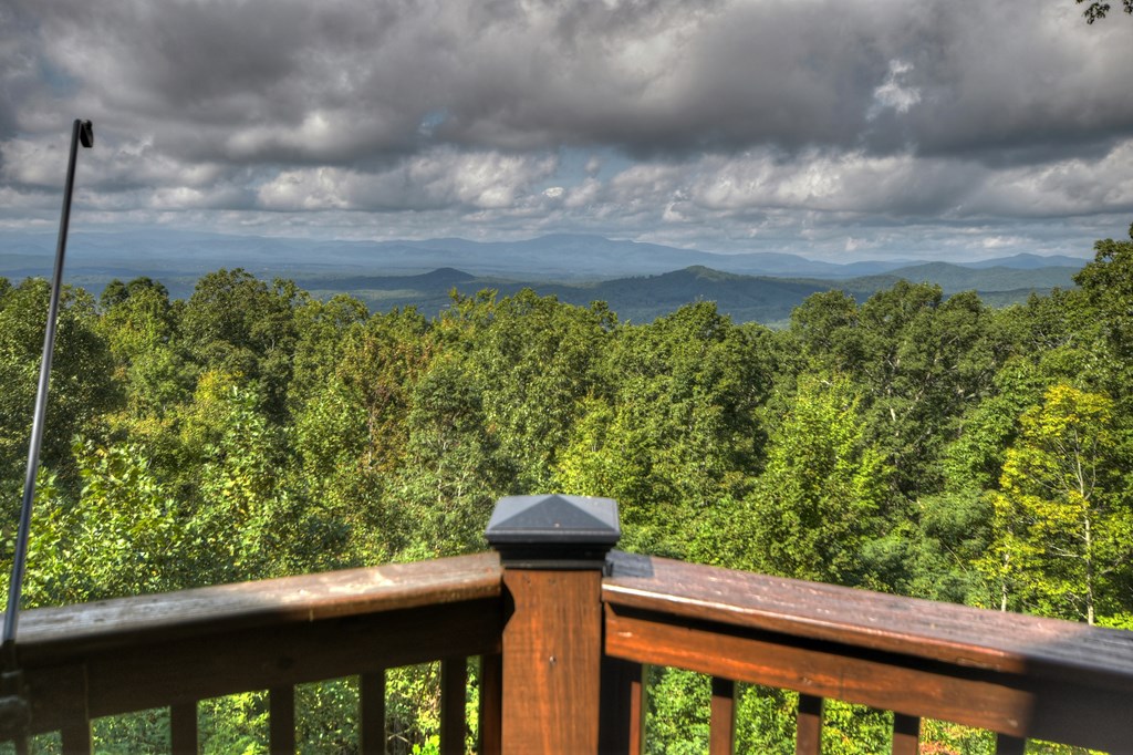 1404 Mountain High Drive Property Photo 9