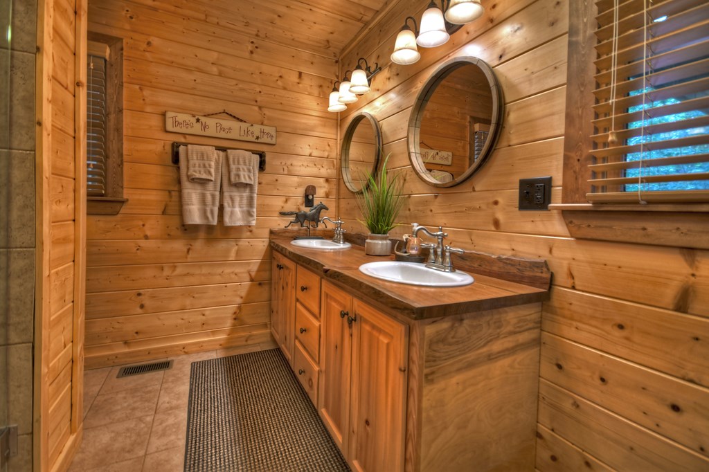 1404 Mountain High Drive Property Photo 27