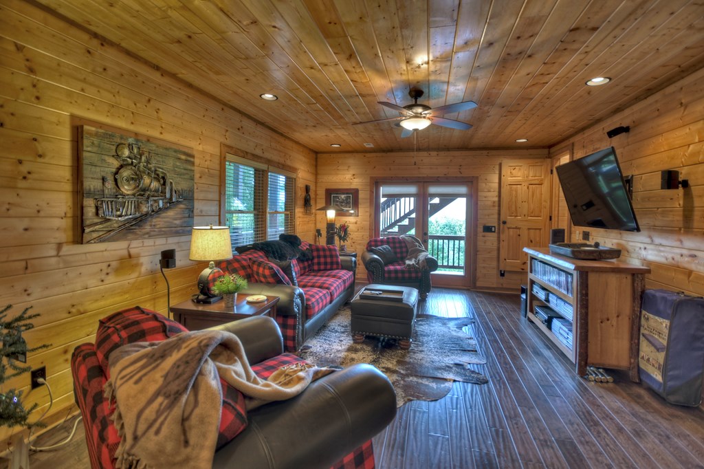 1404 Mountain High Drive Property Photo 38