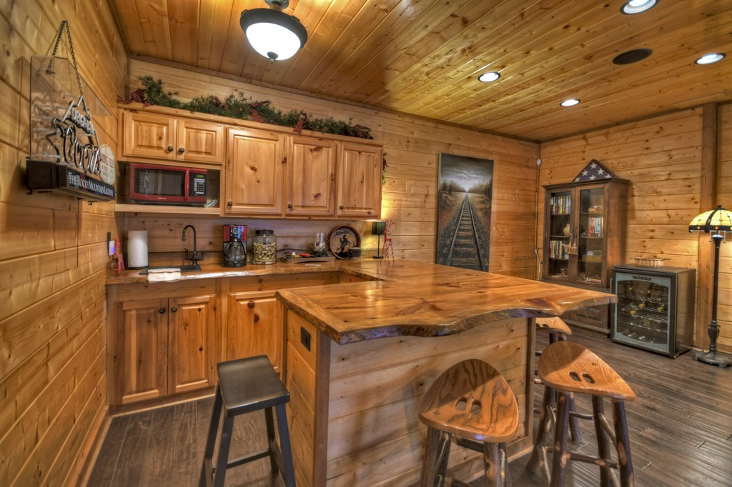 1404 Mountain High Drive Property Photo 41