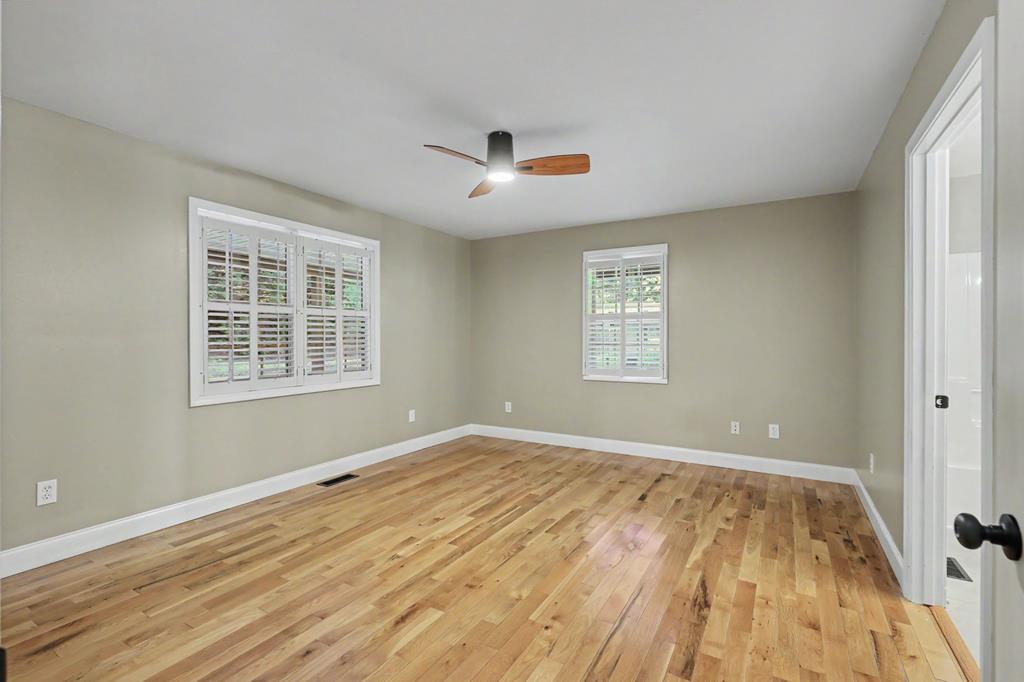 1105 Henson Road Property Photo 10
