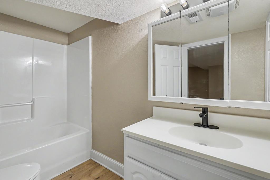 1105 Henson Road Property Photo 25