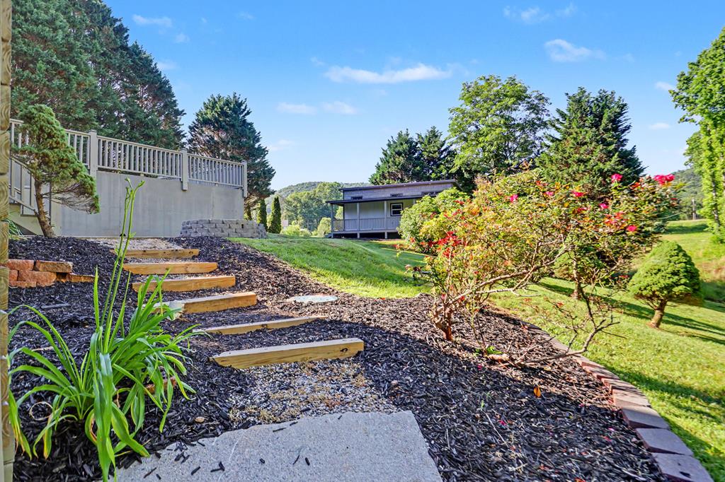 1105 Henson Road Property Photo 26