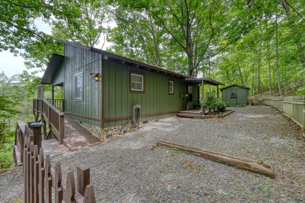 664 High Ridge Road Property Photo 5