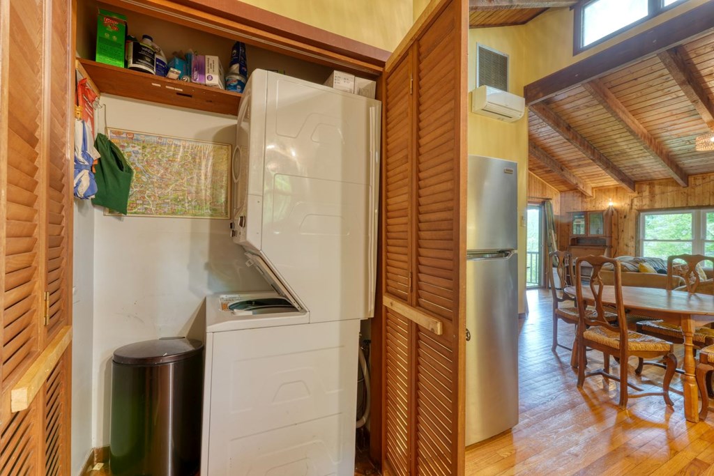 664 High Ridge Road Property Photo 19