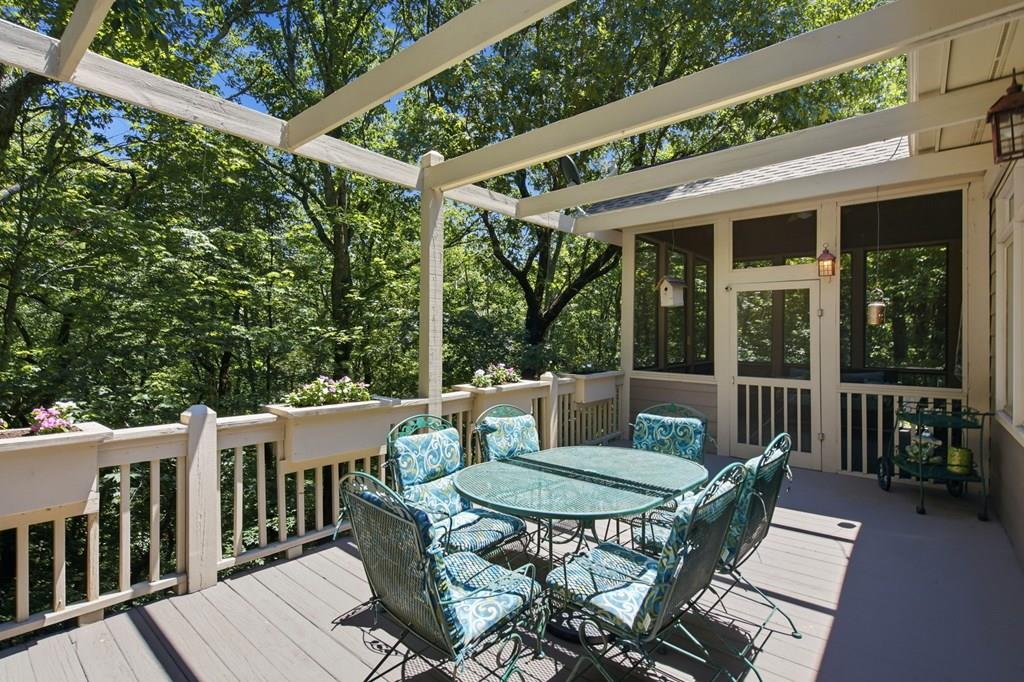 532 Cherokee Trl Property Photo 1