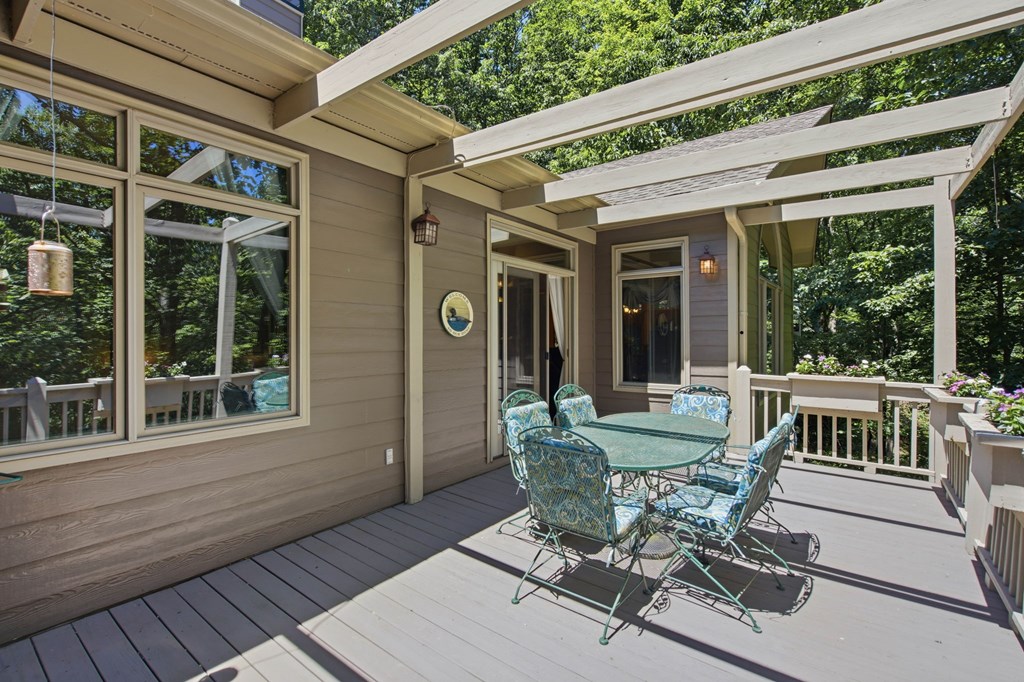 532 Cherokee Trl Property Photo 18